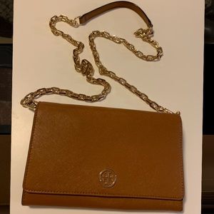 Tory Burch Robinson Chain Wallet New without tags